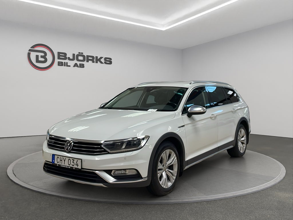 Volkswagen Passat Alltrack 2.0 TDI Cockpit GT D-Värm Se Spec
