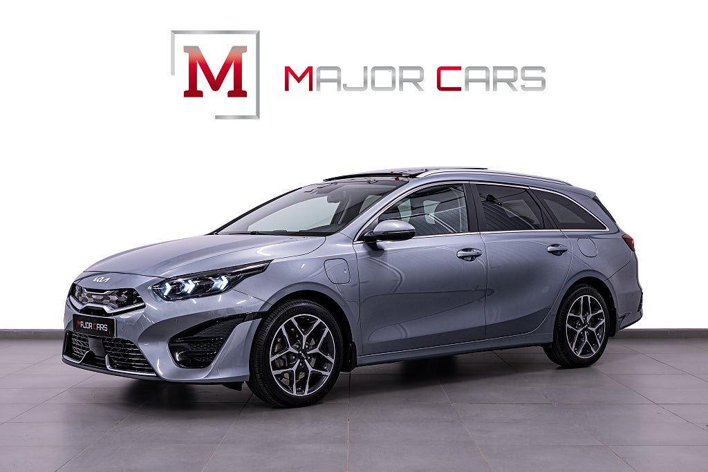 Kia Ceed SW Plug-in Hybrid Advance Plus 2 Pano B-Kamera Skinn