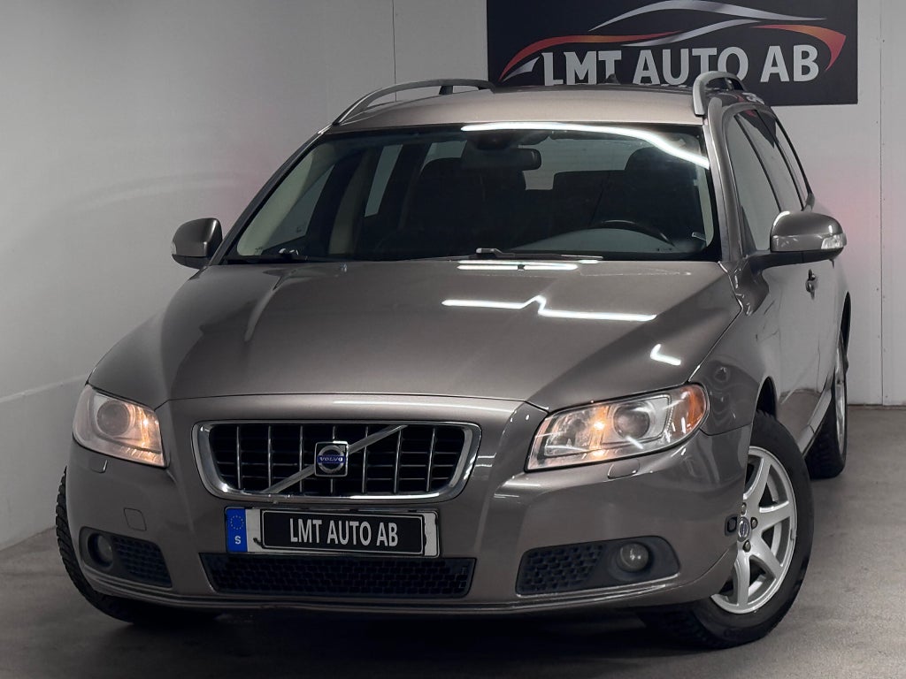Volvo V70 2.0F Momentum
