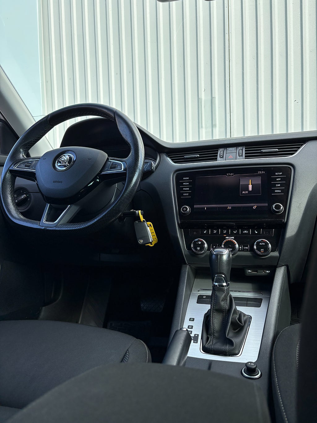 Skoda Octavia Kombi 1.6 Ambition / 12 MÅNADERS GARANTI
