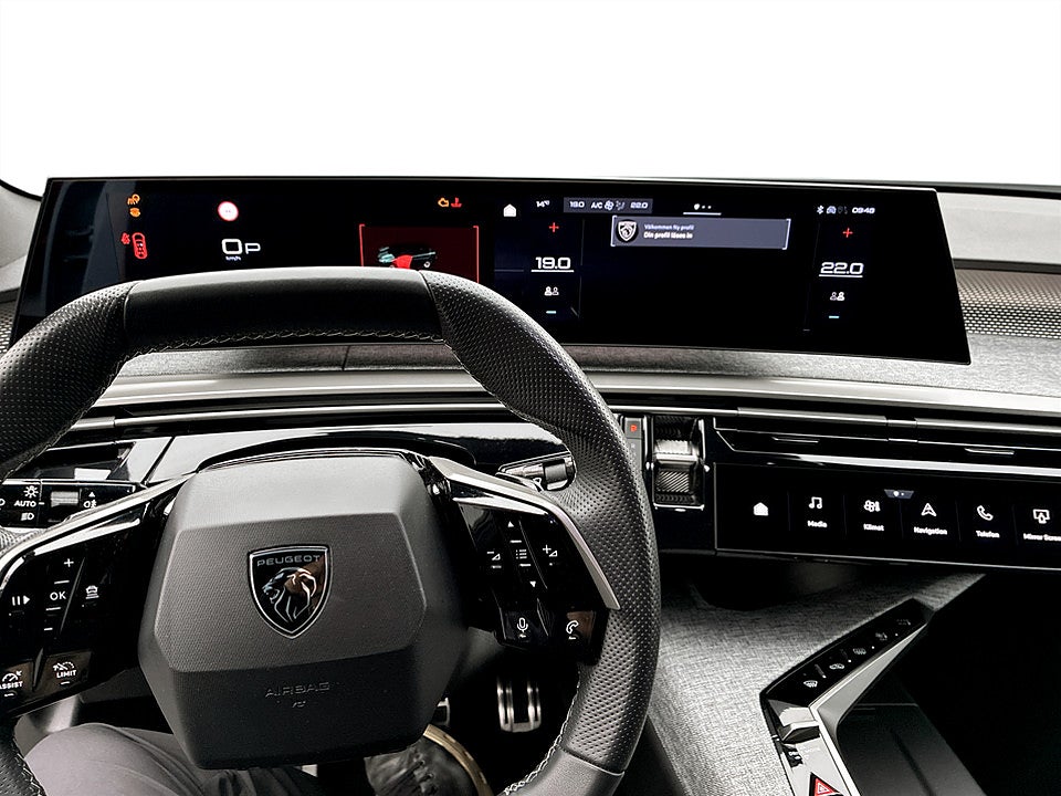 Bild på Peugeot 5008 GT Hybrid 145hk Aut 7-SITS B-KAMERA CARPLAY