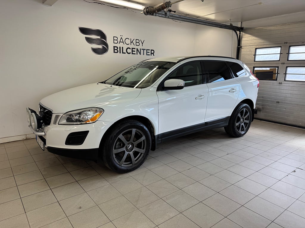 Volvo XC60 D4 AWD Geartronic  Euro 5 /Värmare/Drag