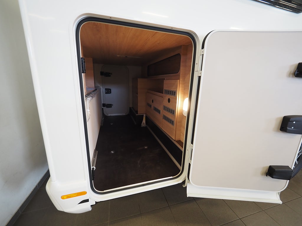 Knaus L!ve Wave 700 LX Platinum Selection