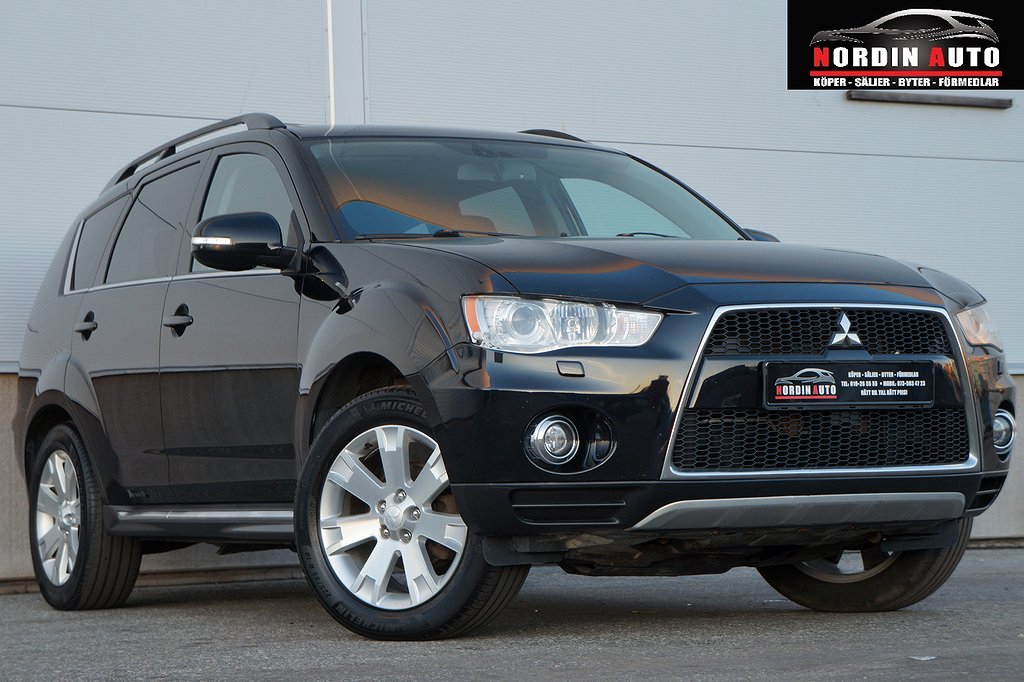 Mitsubishi Outlander 2.2 Di-D 4WD Business 7-sits RESERVERAD