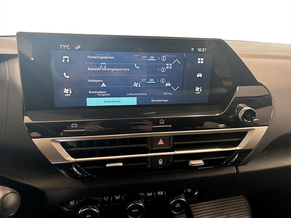 Bild på Citroën e-C4 Feel 50kWh 136hk Aut RATTVÄRME P-SENSORER