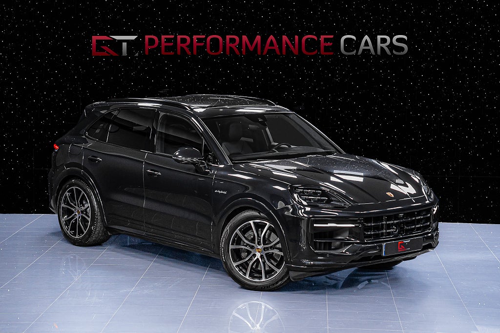 Porsche Cayenne E-Hyb FACELIFT MOMS 21" Sp-Design 21" HD Pano BOSE 14-vägs Drag