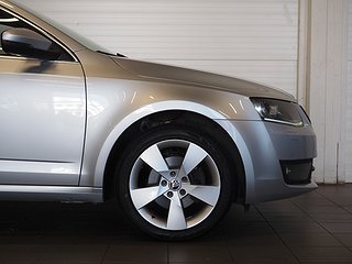Kombi Skoda Octavia 8 av 24