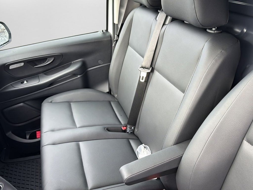 Mercedes-Benz Vito 2026 - miniatyr 13