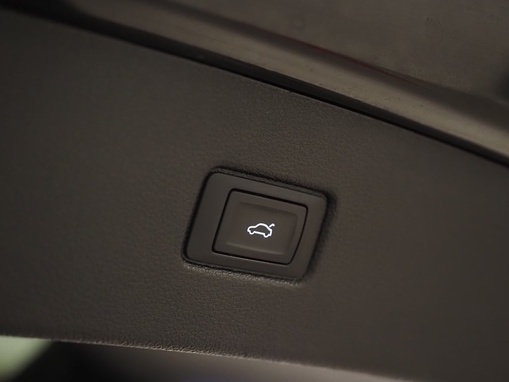 Audi Q7 3.0 TDI V6 272hk Quattro S Line 7-Sits Cockpit Bose Drag 2016