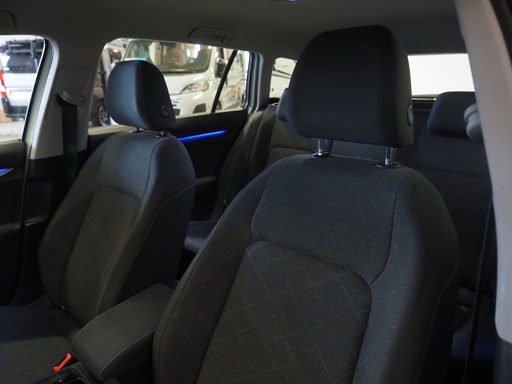Volkswagen Golf Sportscombi 2.0 TDI DSG Aut Cockpit P-Sensorer Carplay 2022