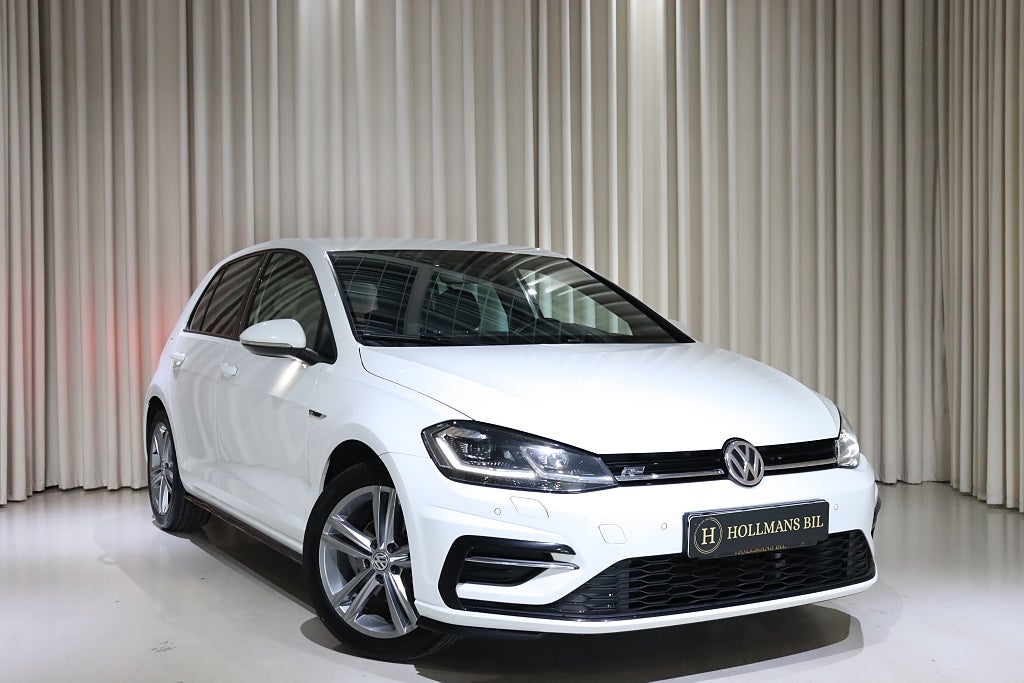 Volkswagen Golf 1.5 TSI 150HK R Line Värmare Drag B-Kamera V-Hjul