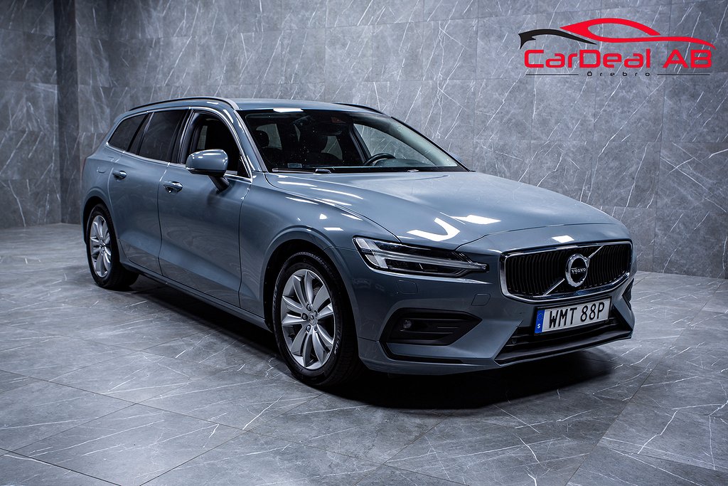 Volvo V60 B4 Momentum Backkamera Värmare Carplay Drag MOMS