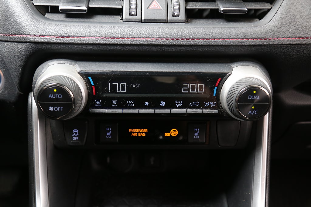 Toyota RAV4 Plug-in Hybrid E-CVT X-Edition AWD Extraljus Drag 2021
