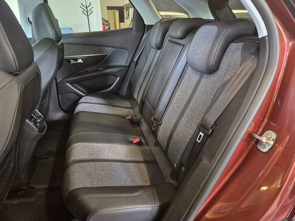 Peugeot 3008 1.2 PureTech 130 Aut Allure / Panorama Drag Gripcontrol