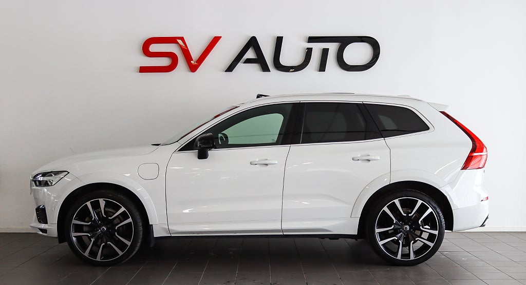 Volvo XC60 Recharge T8 AWD R-Design Lounge Pano Värmare Drag