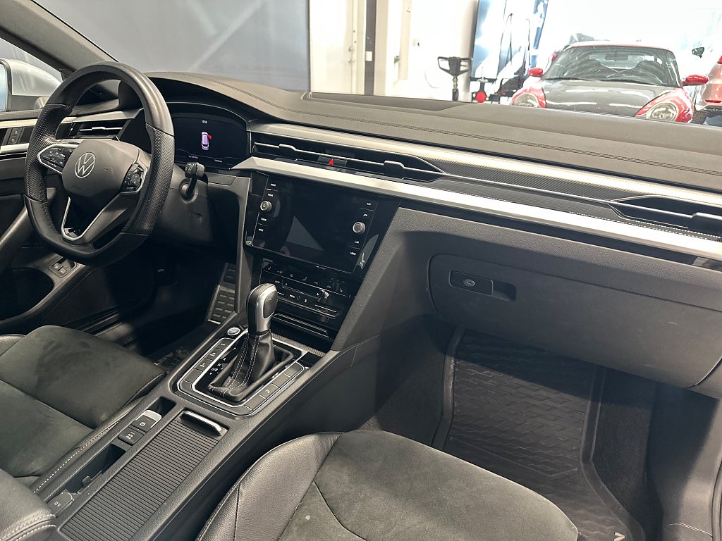 Volkswagen Arteon eHybrid Shooting 1.4TSI R-Line /4.99%/B-Kamera/Drag/Nav
