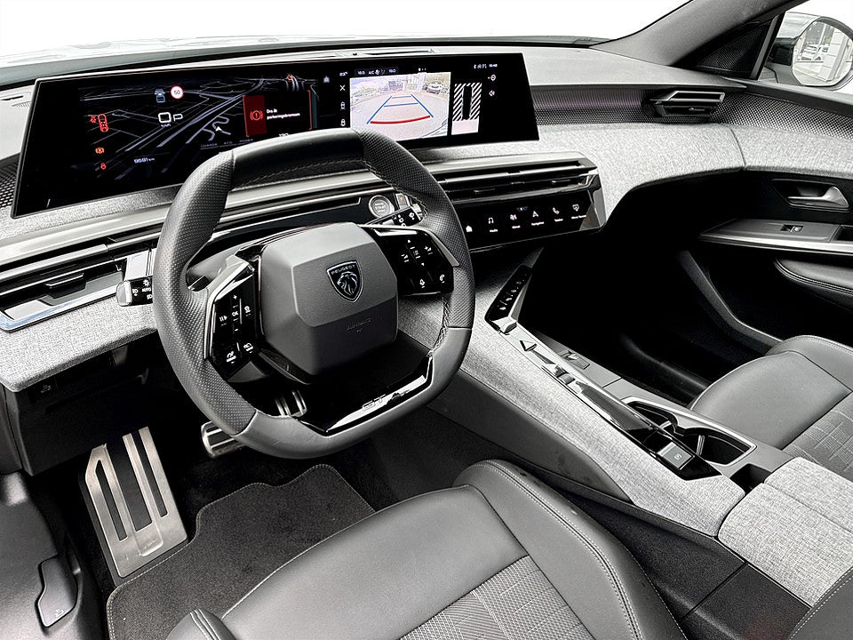 Bild på Peugeot 5008 GT Hybrid 145hk Aut 7-SITS B-KAMERA CARPLAY