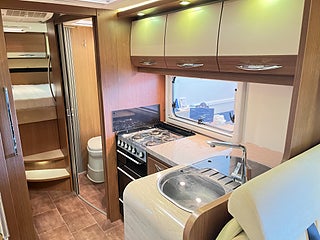 Husbil-alkov Bürstner Argos A 747 18 av 29