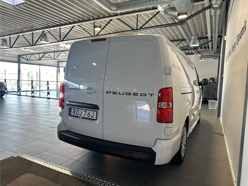 Bild på Peugeot e-Expert Plus Electric 136hk Aut L3 - DEMO