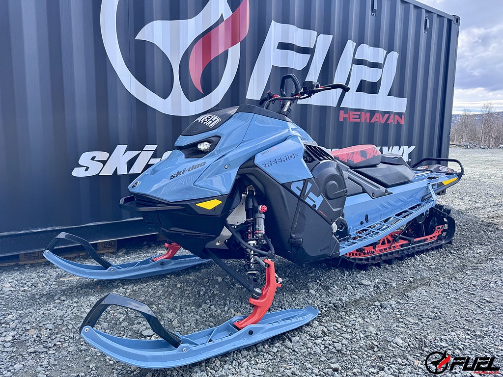 Ski-Doo Freeride 850 E-TEC Turbo R SHOT 146"