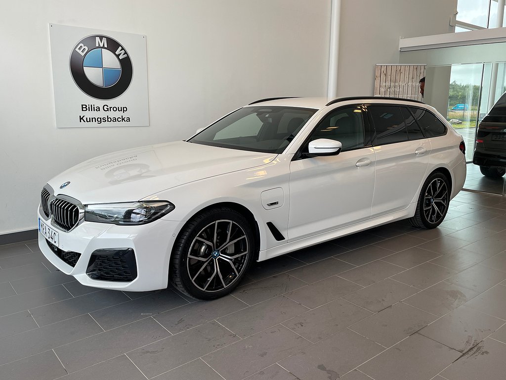 BMW 530e xDrive Touring M-Sport | Drag | HiFi | Fri Service