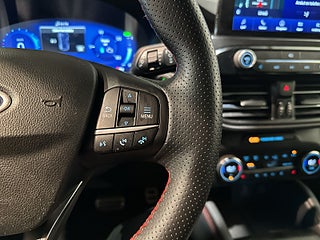 Ford Kuga Hybrid AWD ST-Line Drag Mvärm Kamera GPS SoV – bild 22