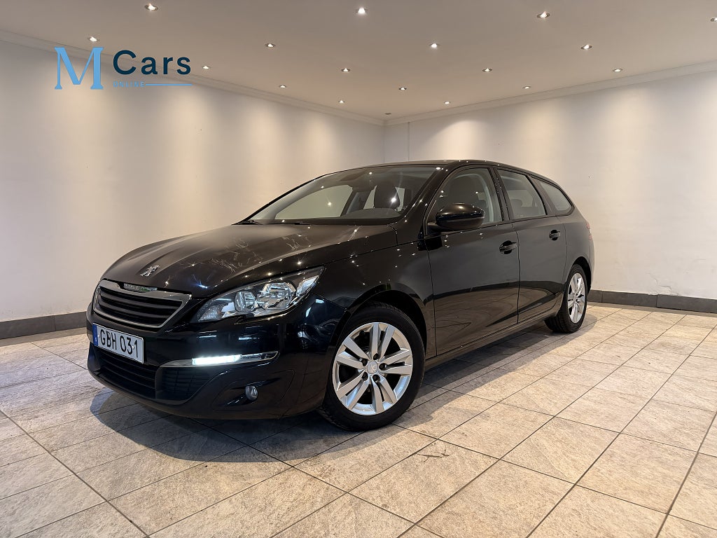 Peugeot 308 sw 1.2 PureTech 110 Active, Glastak, GPS, NY BESIKTAD, 