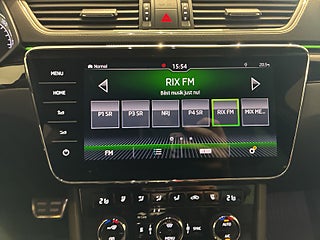 Skoda Superb Kombi 2.0 4×4 L&K Dragkrok Dvärm Canton Navi Kamera S&V – bild 11
