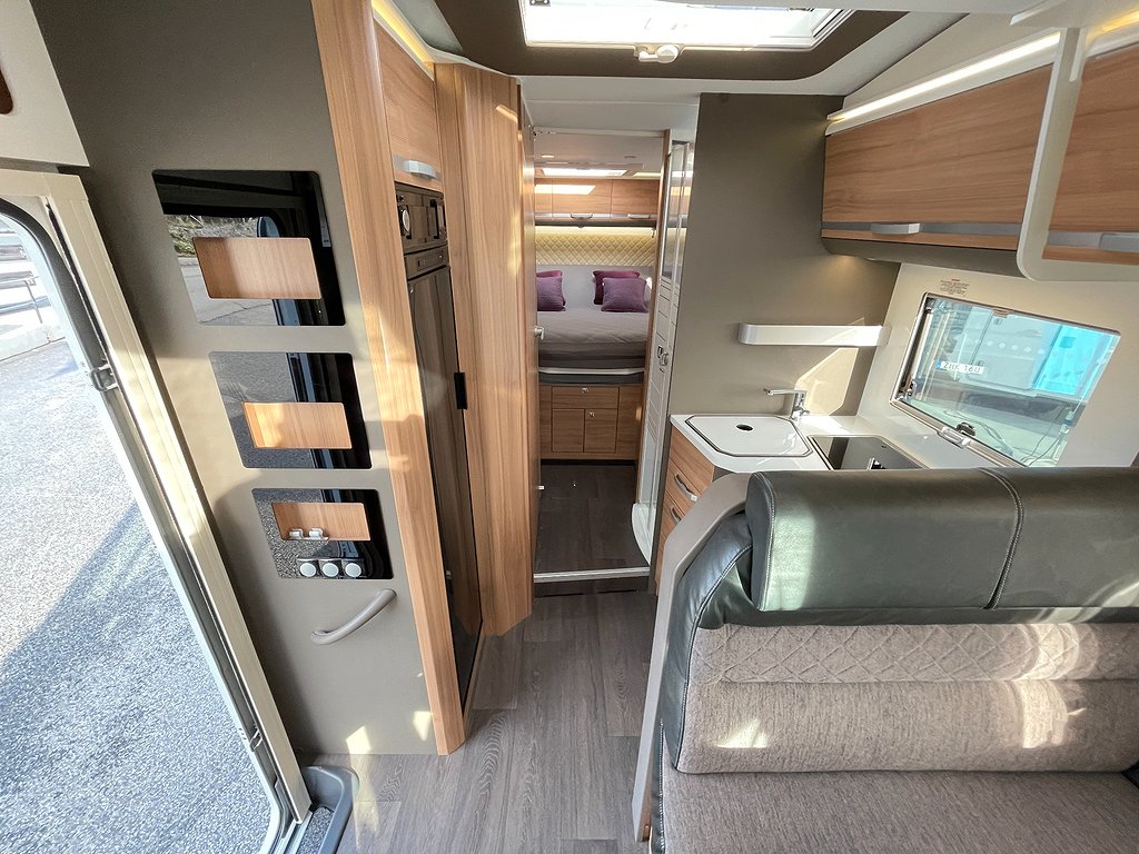 Adria Matrix 670 SC Nordkapp  / ALDE / Taksäng / 3500kg / 5bält / - Adria