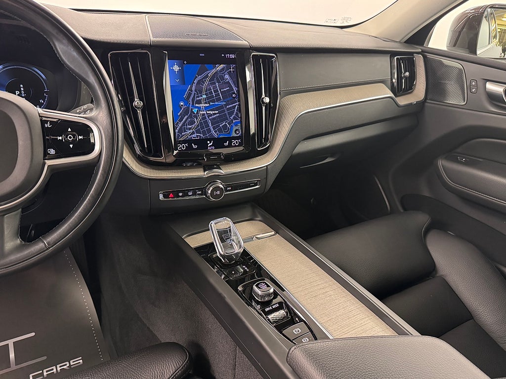 Volvo XC60 2021 - miniatyr 5