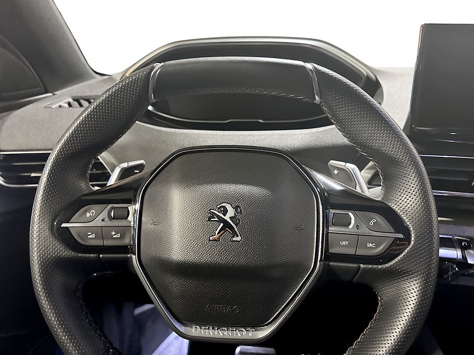 Bild på Peugeot 3008 GT 1.2 PT 130hk Aut B-KAMERA CARPLAY
