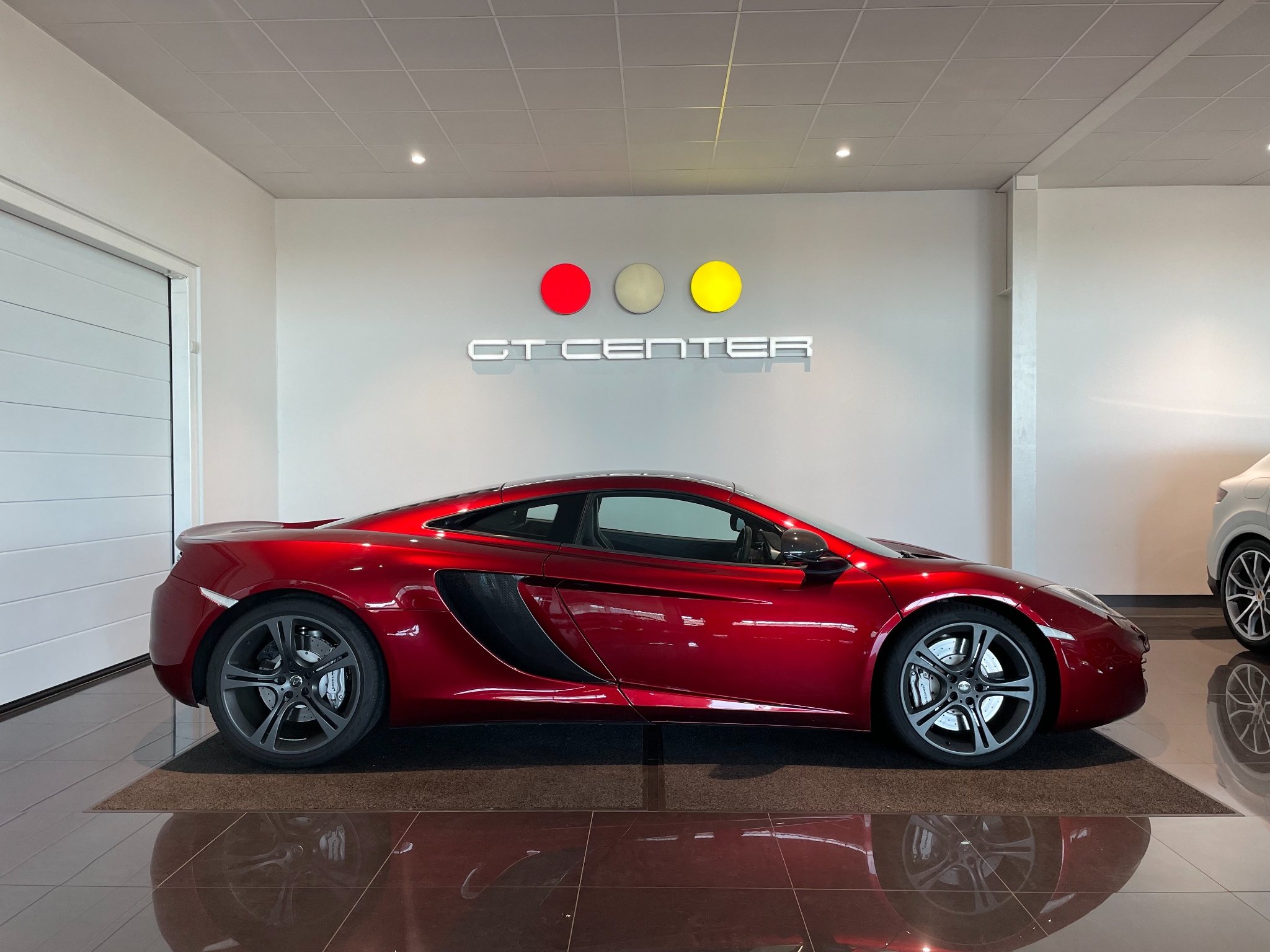 McLaren MP4-12C 2014, bild 3/46