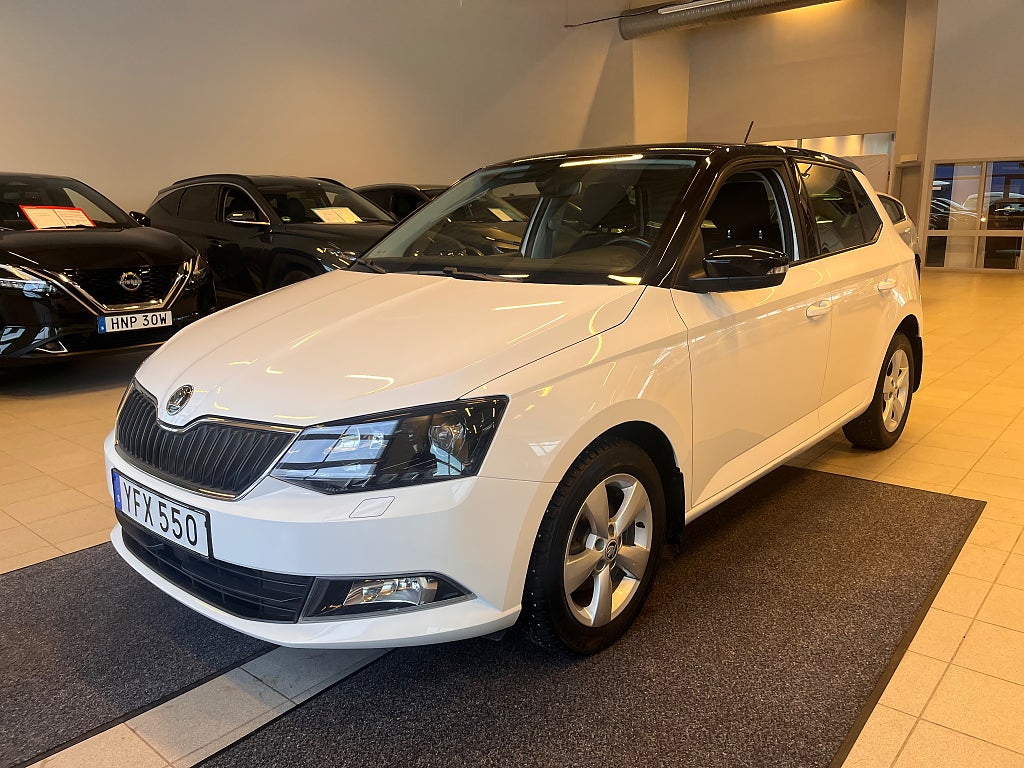 Skoda Fabia 1.2 TSI Style 90Hk S+Vhjul 