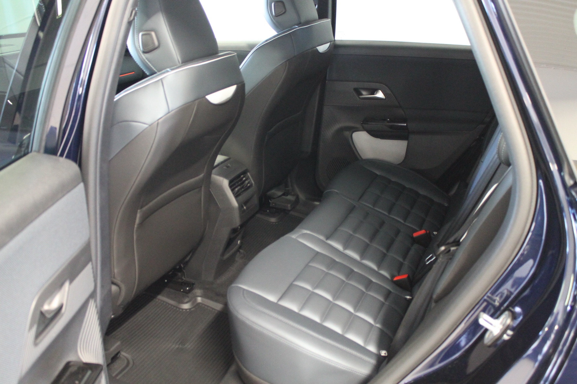 Citroen C5 Aircross MAX HYBRID 145 AUT 2026, bild 6/10