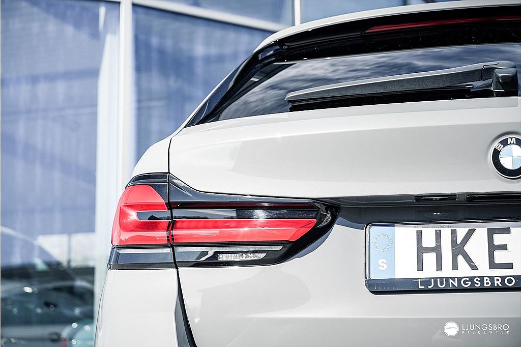 BMW 520 d xDrive Innovation M-Sport 190hk / HUD / PANO / 360