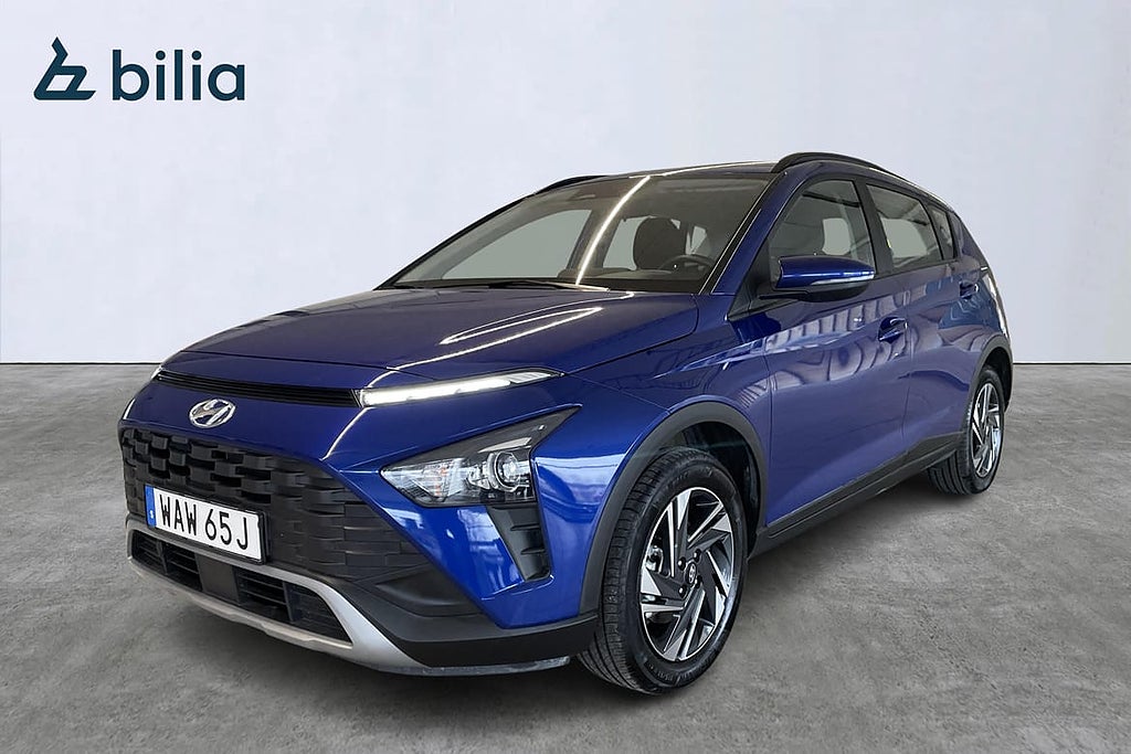 Hyundai Bayon Låga Mil / V-Hjul Dubb / Mok / Nybilsgaranti