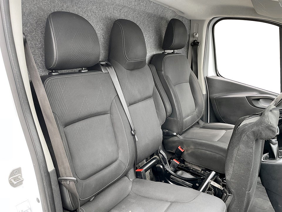 Bild på Nissan NV300 2.9t 2.0 dCi 170hk Aut DRAG B-KAMERA 