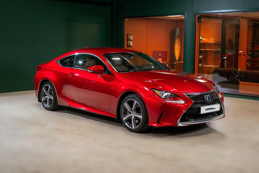 Lexus RC 300h 2.5 Executive / LED / Keyless / Adaptive Cruise