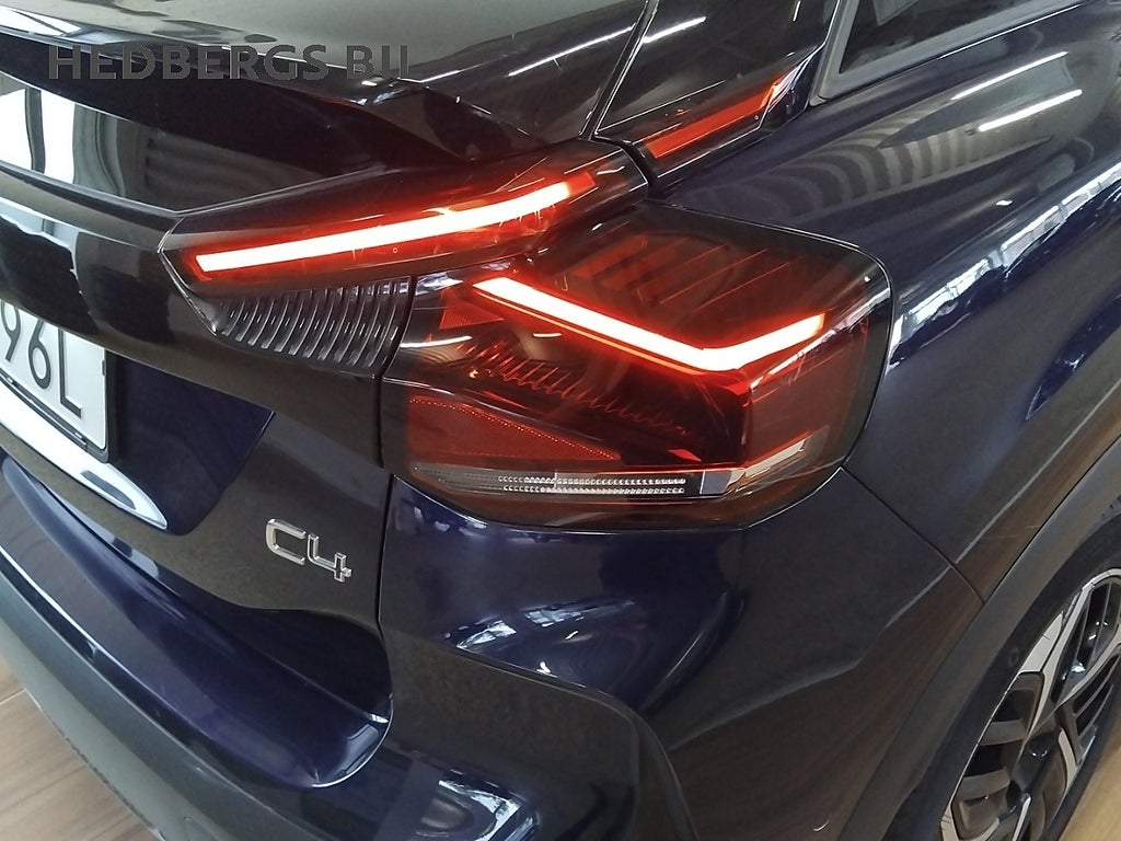 Citroën C4 1.2 PureTech Automat  thumbnail