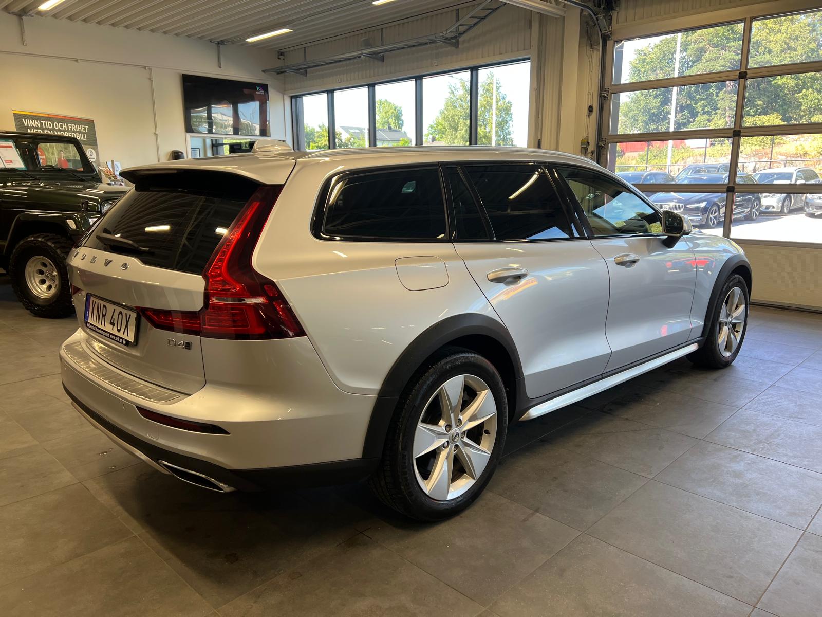 Volvo V60 Cross Country 2019, bild 7/57