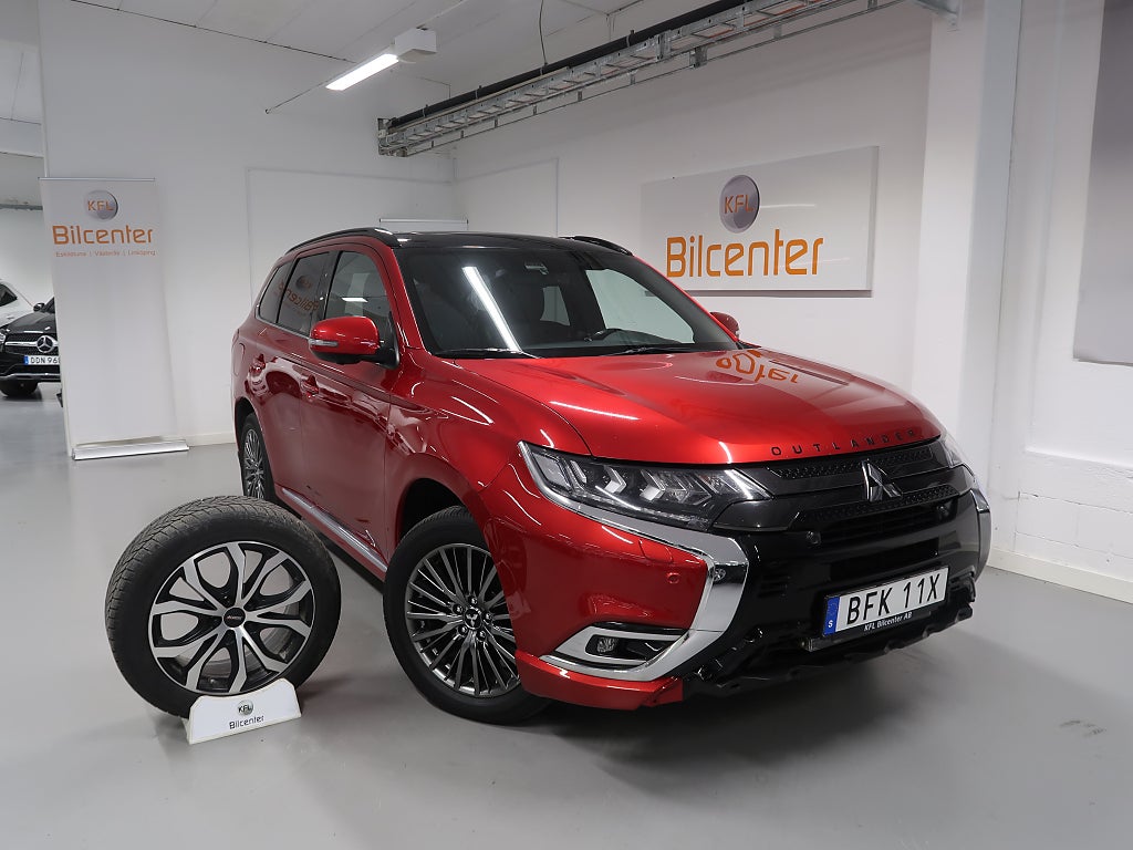 Mitsubishi Outlander PHEV S-Edition V-Däck ingår Webasto-360°-Taklucka-Drag-