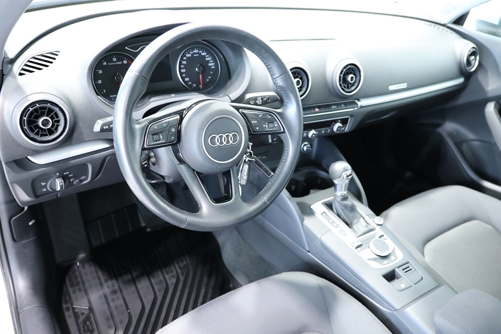 Audi A3 2019, bild 6/10
