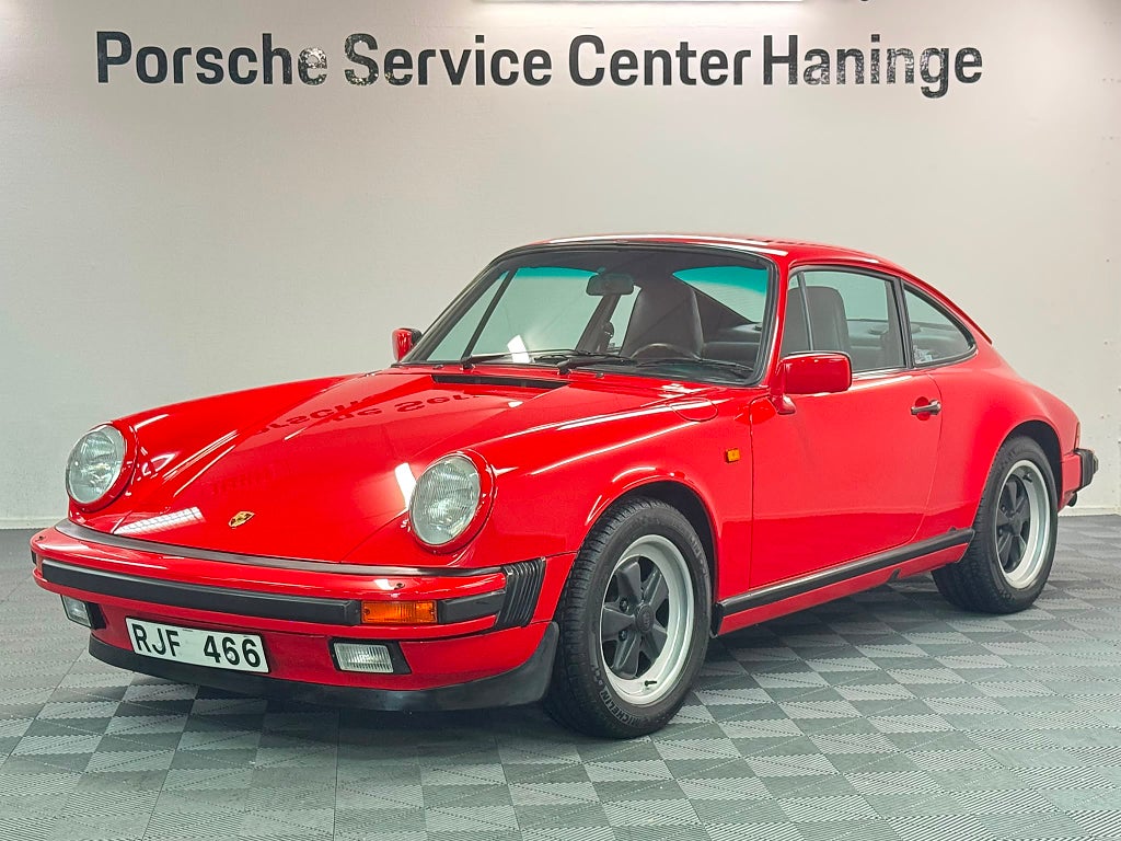 Porsche 911 Carrera 3.2
