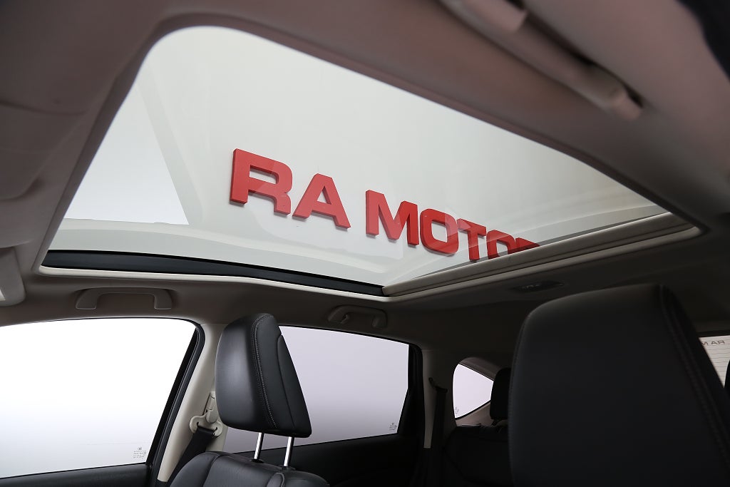 Honda CR-V 1,6 i-DTEC 160hk Executive AWD Aut Panorma Skinn Drag