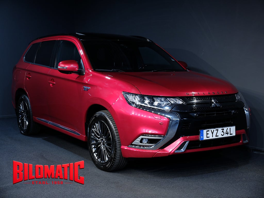 Mitsubishi Outlander 2,4 PHEV AUT 4WD S-EDITION NAV BLACK ROOF TAKLUCKA