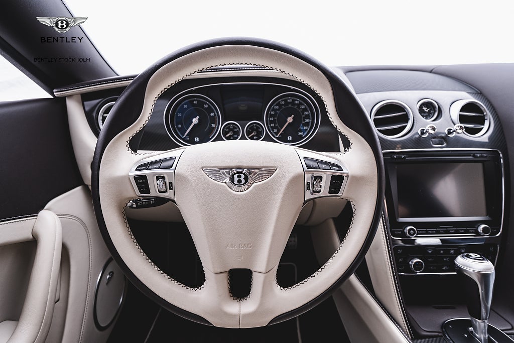 Gallery image 25 of 27