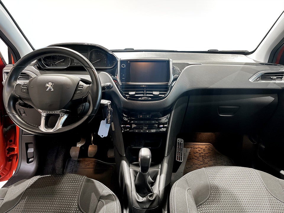 Bild på Peugeot 208 Allure 5D 1.2 PT 83hk BACKSENSORER