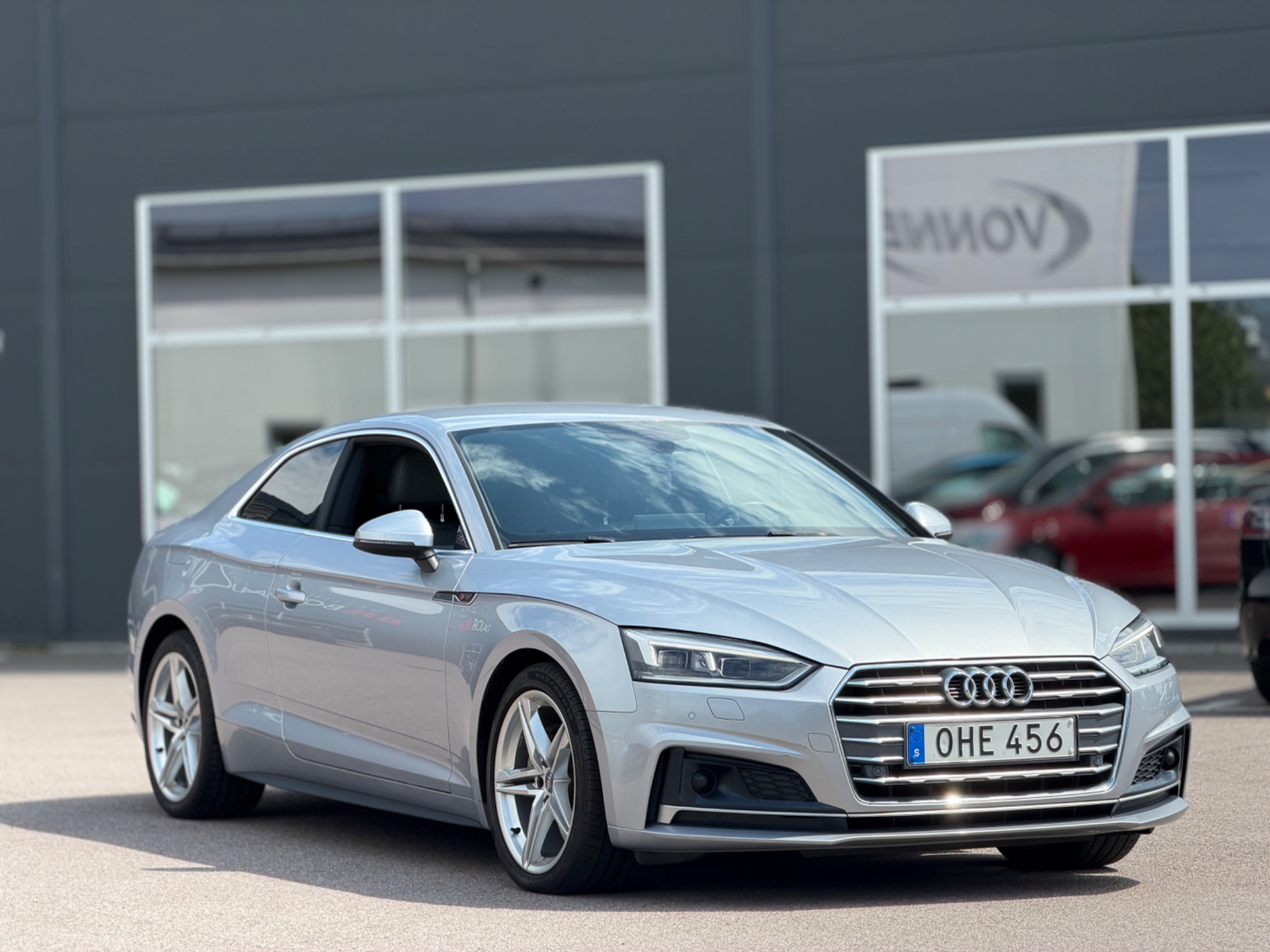 Audi A5 Coupé 2.0 TDI S Line 2017, photo 4/45