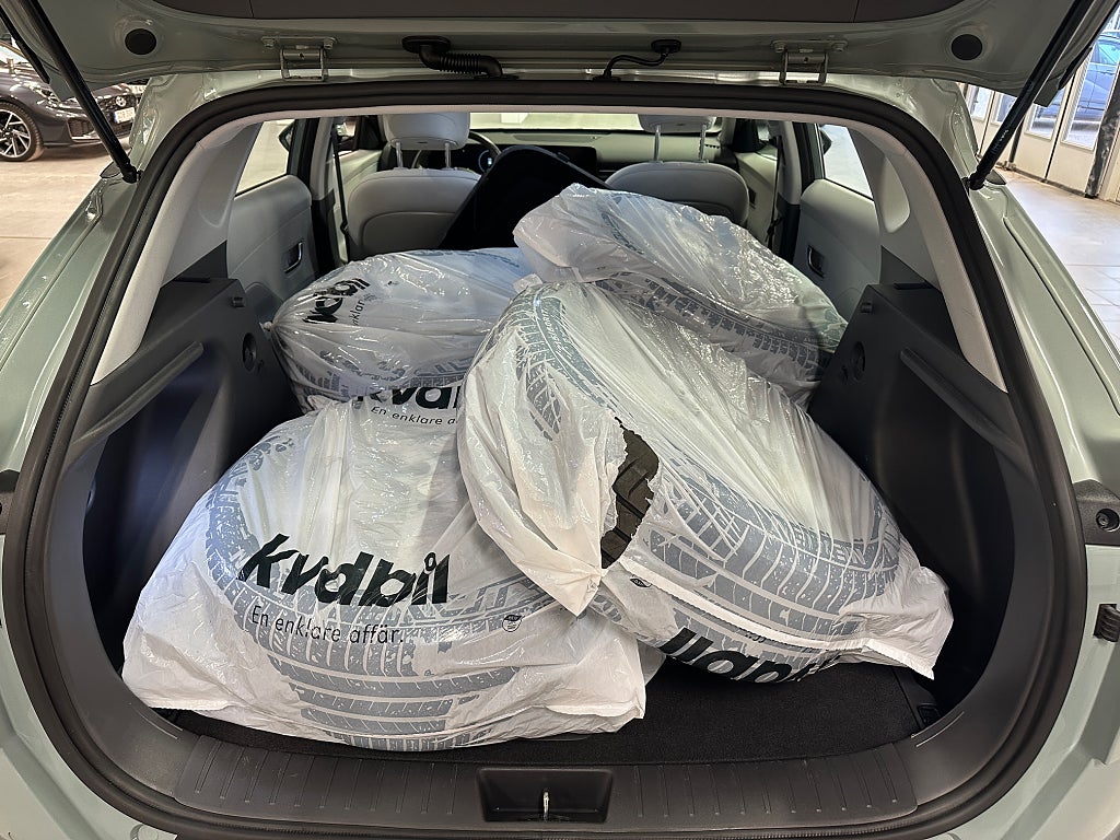 Hyundai Kona 1.0 T-GDI Automat Essential Vinterhjul Moms finns thumbnail