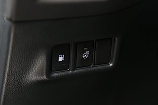SUV Toyota C-HR 13 av 25
